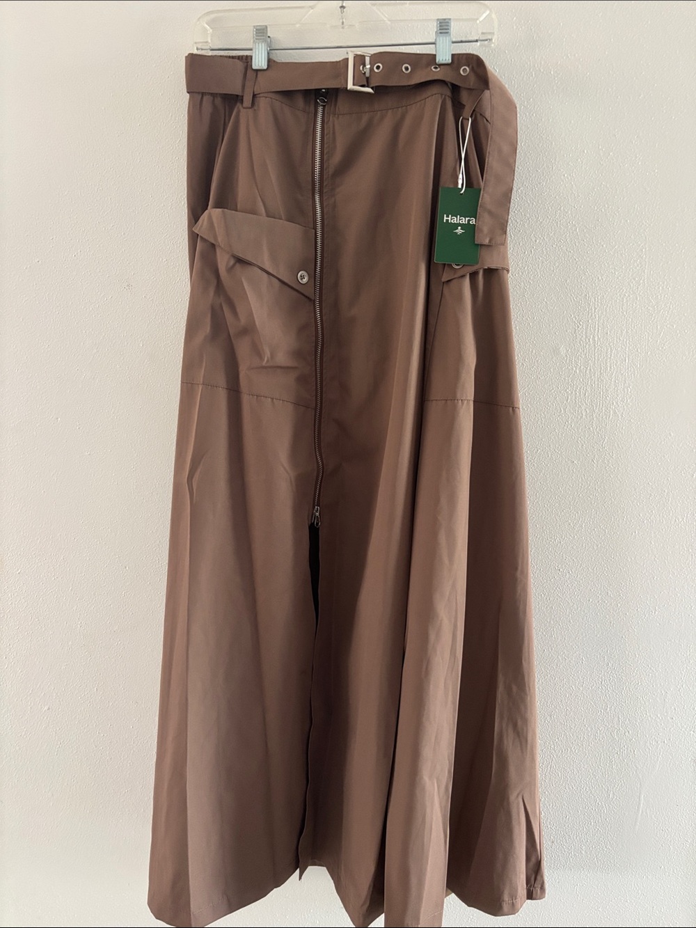 HALARA Brown Utility Maxi Skirt with Belt-Size L-